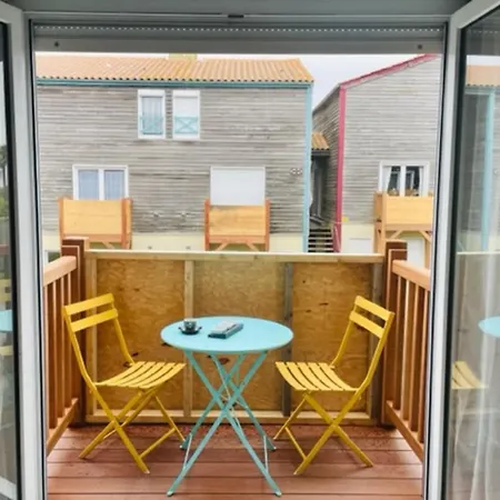 Bright With Balcony - Near