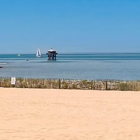 Bright With Balcony - Near La Rochelle (Charente-Maritime)